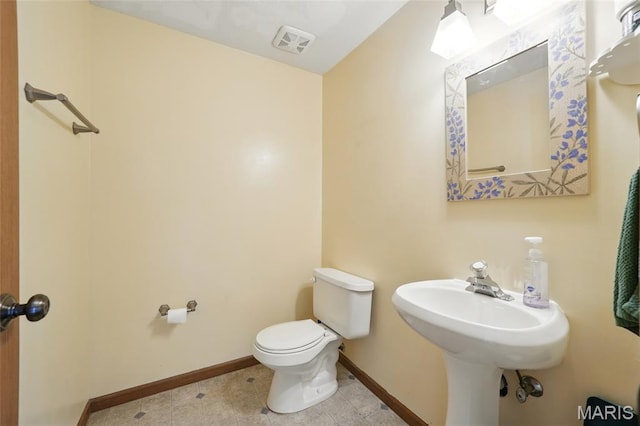 3925 Yaeger Rd, Saint Louis, MO 63129