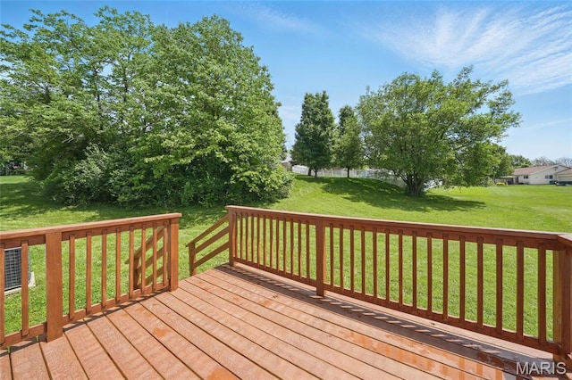 3925 Yaeger Rd, Saint Louis, MO 63129