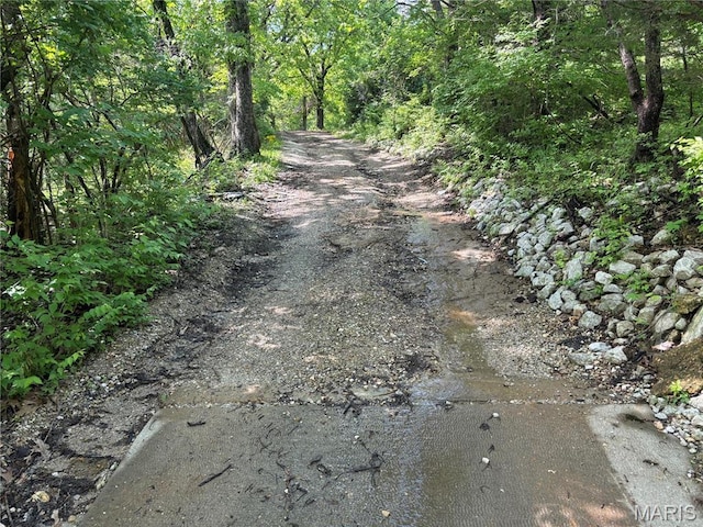 88 Lucie Ln, Valley Park, MO 63088