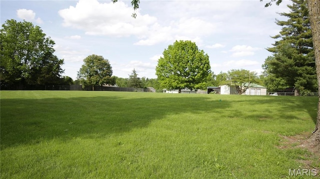 209 Highley Ln, Desloge, MO 63628 - view of yard