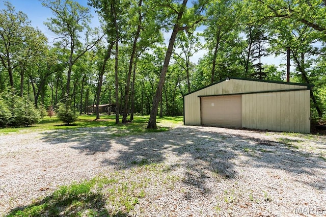 detached garage with driveway