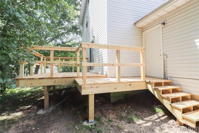 104 Wild Rose Pl, Saint Robert, MO 65584 - view of wooden terrace