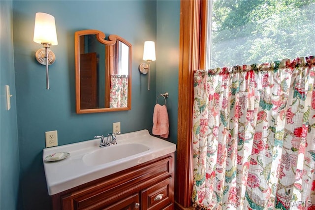 619 E Main St, Carlinville, IL 62626 - bathroom with vanity