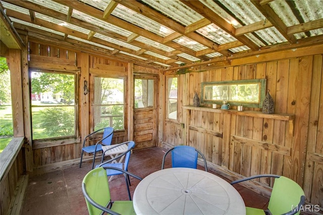 619 E Main St, Carlinville, IL 62626 - sunroom featuring outdoor dining space
