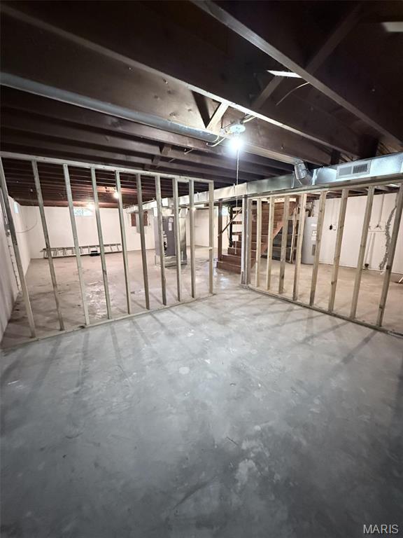 170 E Euclid Ave, Sullivan, MO 63080 - unfinished basement featuring water heater