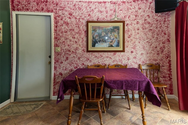 14 Dee St, Moro, IL 62067 - dining room with baseboards and wallpapered walls
