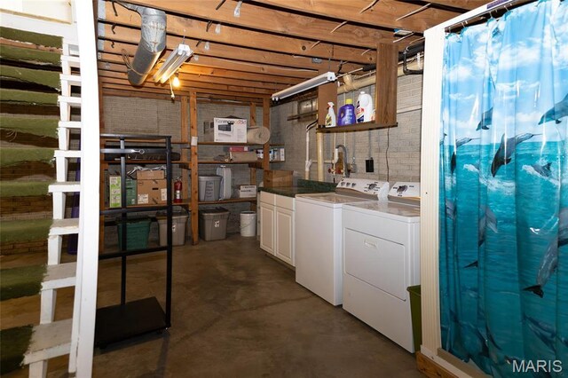 14 Dee St, Moro, IL 62067 - unfinished basement featuring washer and clothes dryer