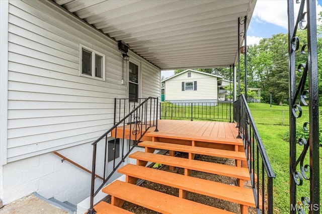 1522 S Elm Ave, Saint Louis, MO 63119 - view of wooden deck