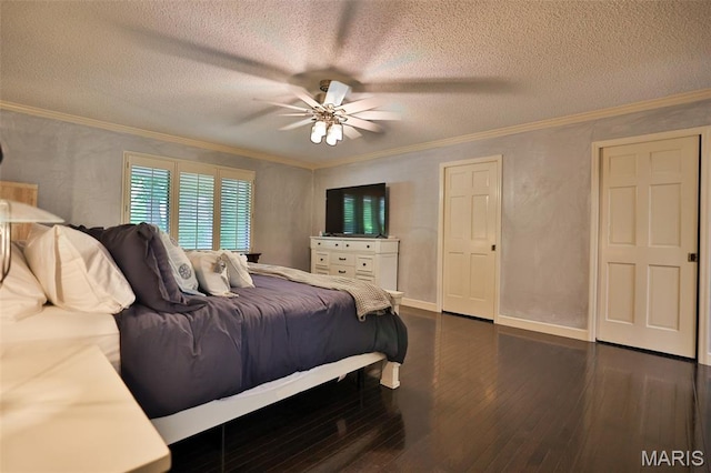 1989 Dogwood Trl, Collinsville, IL 62234 - bedroom featuring dark wood finished floors, crown molding, a textured ceiling, baseboards, and ceiling fan