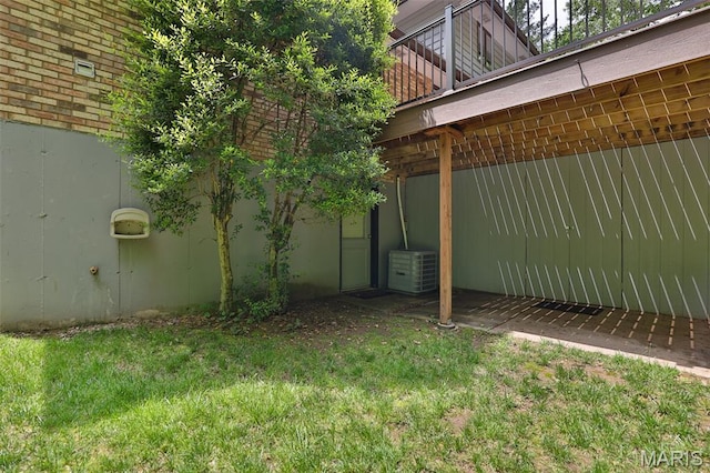 1989 Dogwood Trl, Collinsville, IL 62234 - view of green lawn with central AC
