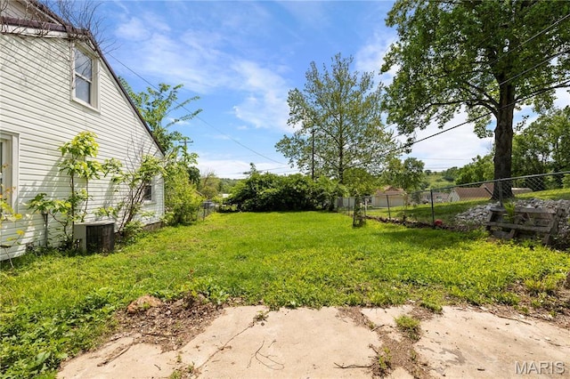 400 Main St, Waynesville, MO 65583 - view of yard featuring fence and central air condition unit
