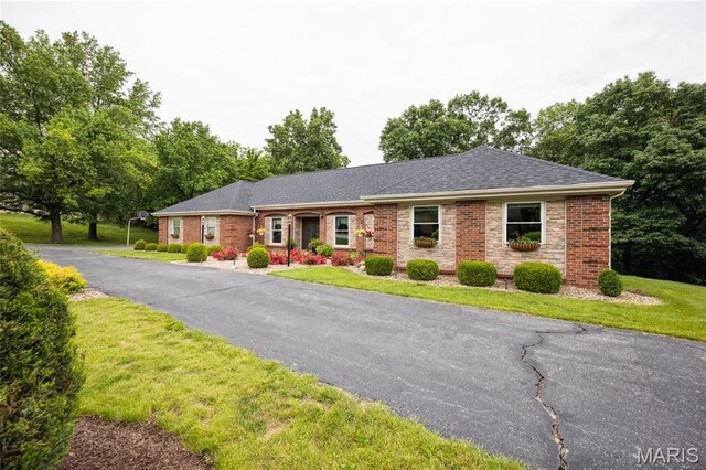 34 Siesta Dr, Hannibal, MO 63401 - photo 9