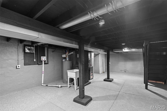 7211 Kensington Ave, Maplewood, MO 63143 - finished below grade area with water heater