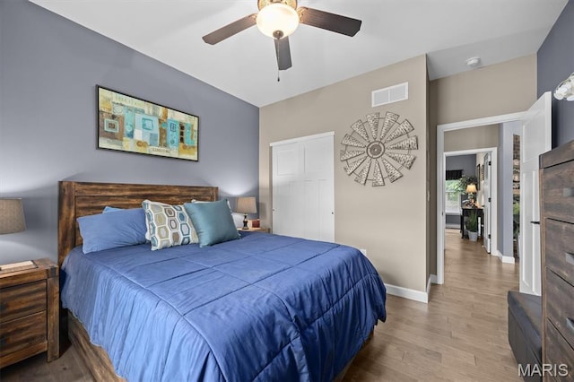 409 Briar Creek Rd, Troy, IL 62294 - bedroom featuring wood finished floors, baseboards, and ceiling fan