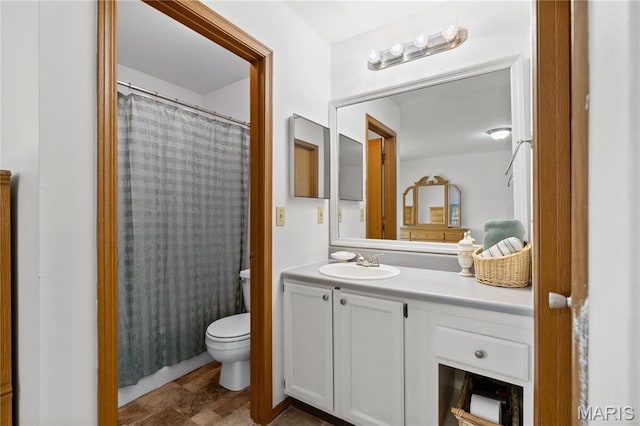 51 Sugar Ridge Ct, Saint Peters, MO 63376 - bathroom with vanity and a shower with shower curtain