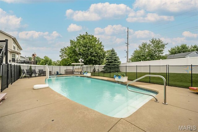 1540 Country Bend Dr, Saint Charles, MO 63303