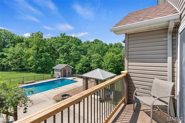 228 Bluegrass Ridge Rd, Saint Clair, MO 63077 - balcony with view of pool area and a patio