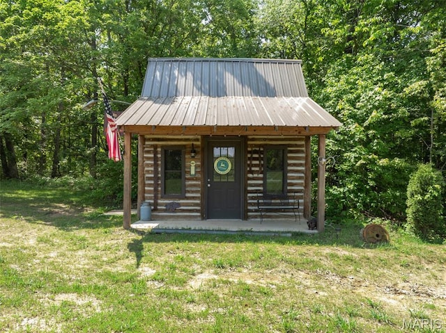 228 Bluegrass Ridge Rd, Saint Clair, MO 63077 - view of front of property with metal roof and a front lawn
