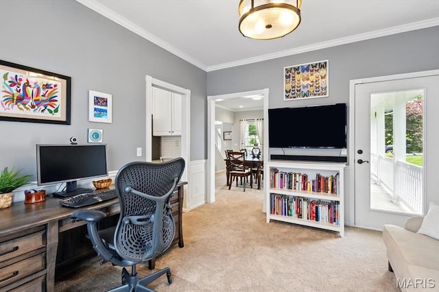 office with crown molding and light colored carpet