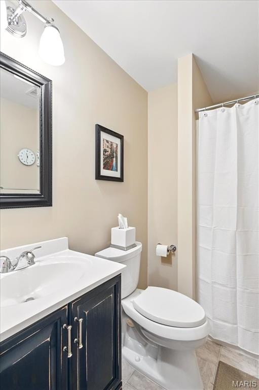 full bath featuring vanity, toilet, tile patterned flooring, and a shower with curtain
