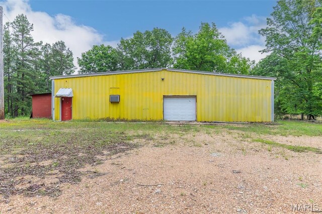 167 Ripley Co Rd Unit Y-3, Doniphan, MO 63935 - detached garage featuring dirt driveway