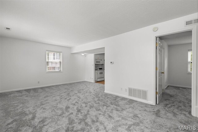 9106 W Swan Cir, Saint Louis, MO 63144