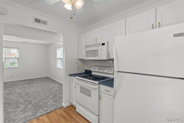 9106 W Swan Cir, Saint Louis, MO 63144
