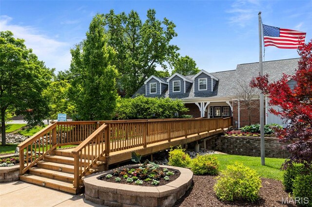 9106 W Swan Cir, Saint Louis, MO 63144