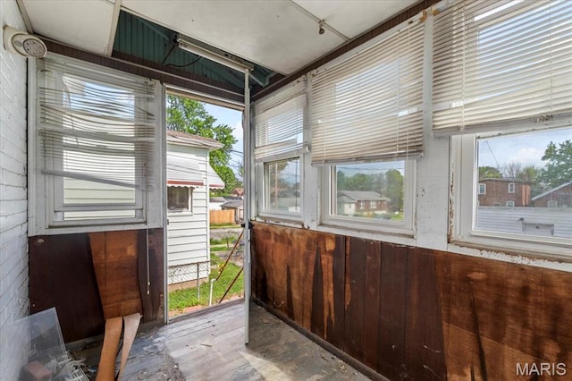 view of unfurnished sunroom