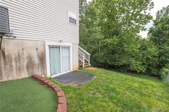 1408 Glacier Pass, Festus, MO 63028 - view of green lawn featuring stairway
