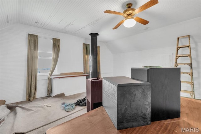 bonus room with vaulted ceiling and ceiling fan