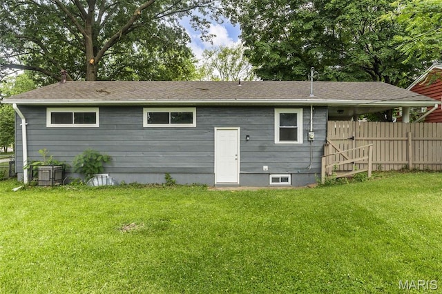 10008 Lakemoor Dr, Saint Louis, MO 63136 - photo 3