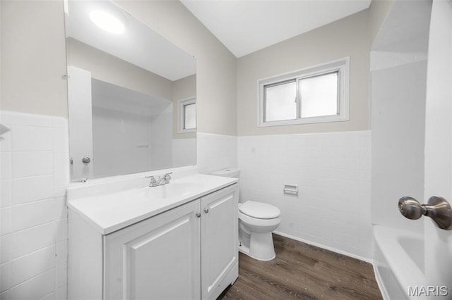 10008 Lakemoor Dr, Saint Louis, MO 63136 - photo 17