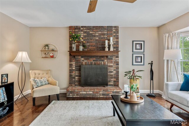 160 Hunters Pointe Dr, Saint Charles, MO 63304