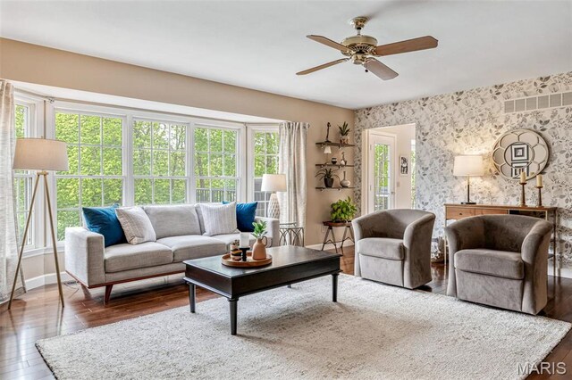 160 Hunters Pointe Dr, Saint Charles, MO 63304