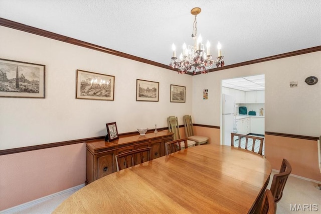 572 Coeur De Royale Dr Unit 105, Saint Louis, MO 63141 - dining room with a chandelier, ornamental molding, carpet, and baseboards