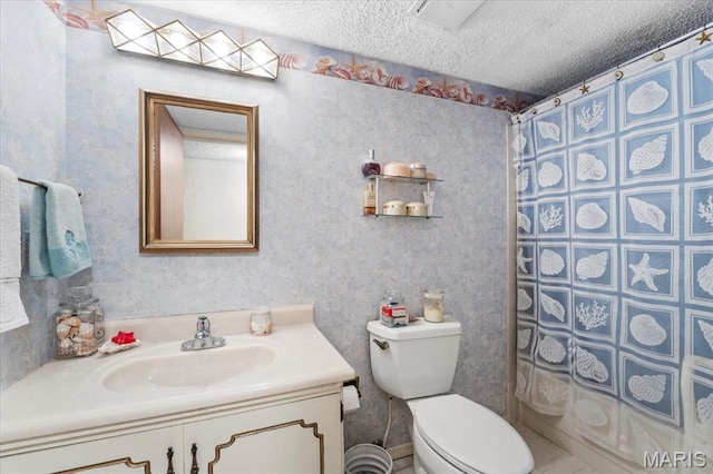 572 Coeur De Royale Dr Unit 105, Saint Louis, MO 63141 - full bathroom with vanity, a textured ceiling, toilet, and a shower with shower curtain