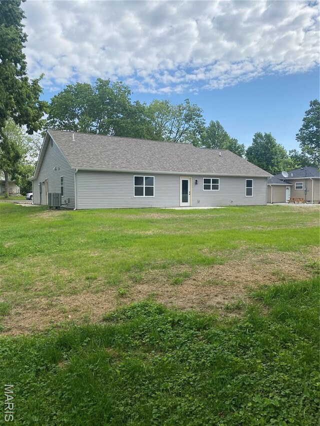 428 E Winter Ave, Greenville, IL 62246 - photo 33