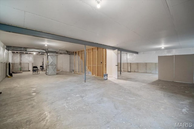 719 Myatt Dr, Wentzville, MO 63385 - unfinished below grade area with heating unit
