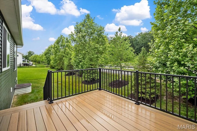 719 Myatt Dr, Wentzville, MO 63385 - deck with a yard
