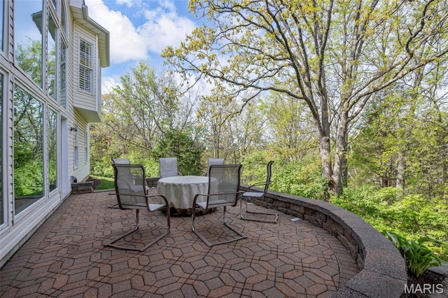 view of patio with outdoor dining space