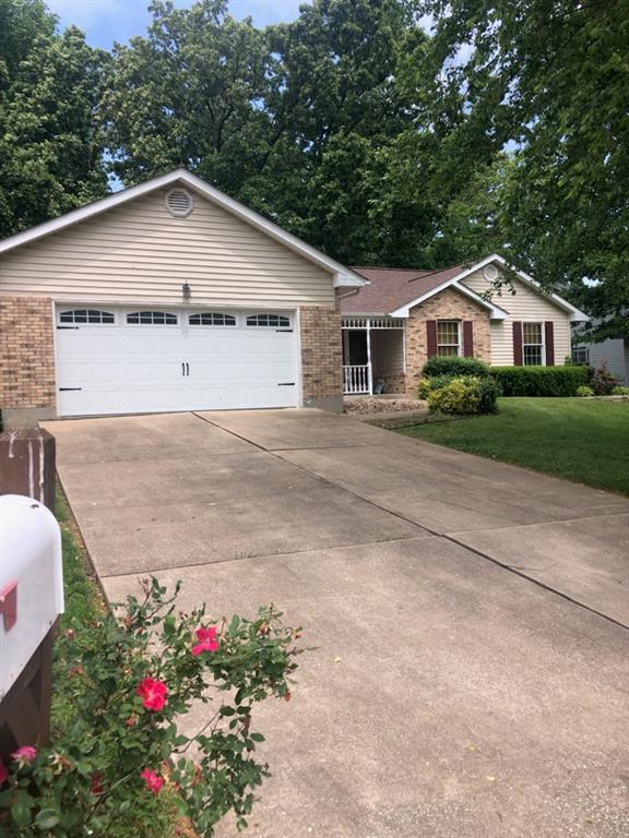 1325 Melvin Dr, Festus, MO 63028 - photo 1