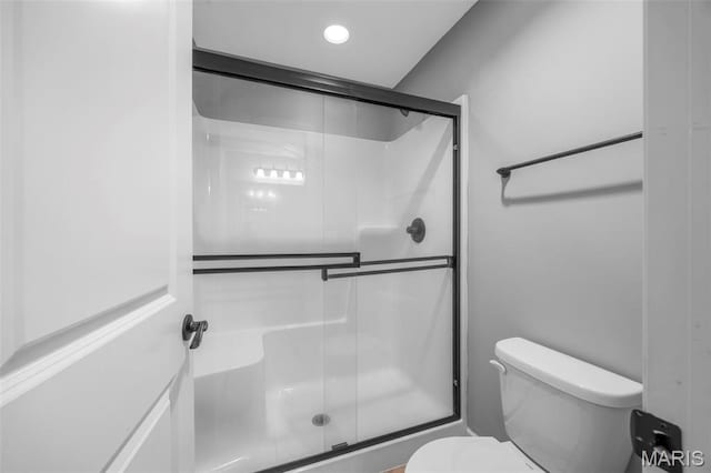 137 Countryshire Dr, Lake St Louis, MO 63367 - full bath featuring toilet, a shower stall, and recessed lighting