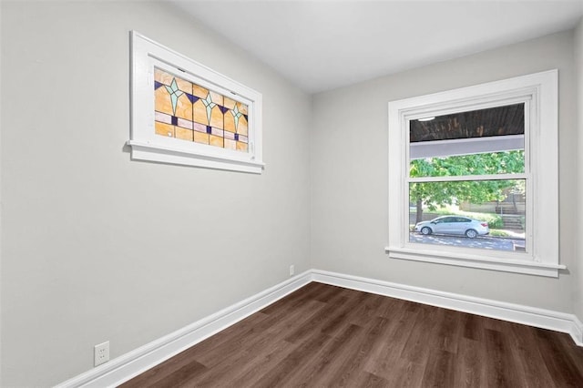 5039 Grace Ave, Saint Louis, MO 63116 - unfurnished room featuring dark wood finished floors and baseboards