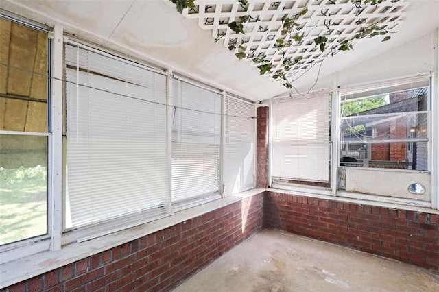 5039 Grace Ave, Saint Louis, MO 63116 - view of unfurnished sunroom