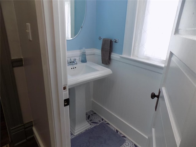 339 E Reynolds St E, Ironton, MO 63650 - view of half bathroom