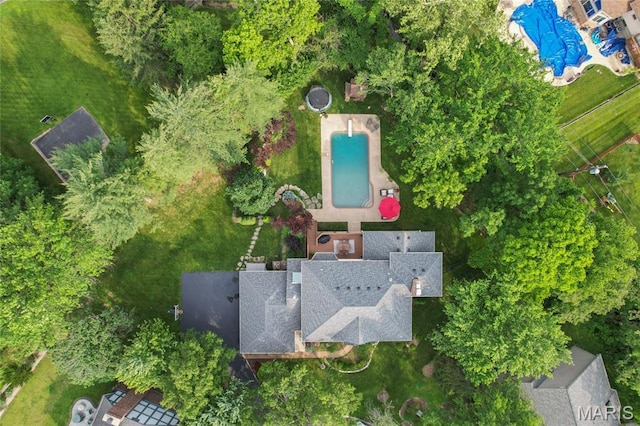 200 Hibler Oaks Dr, Creve Coeur, MO 63141 - drone / aerial view of a pool area