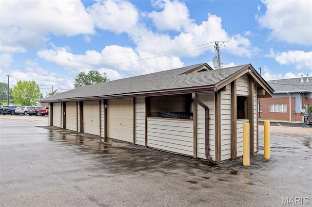 11 Fairways Cir Unit A, Saint Charles, MO 63303 - view of garage