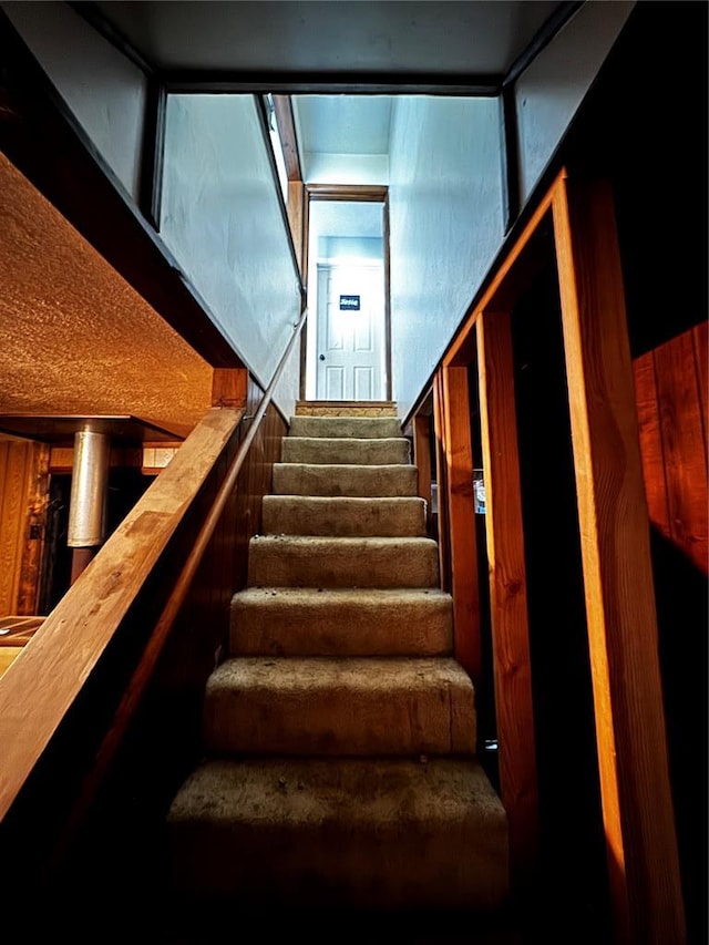 308 N Ellen St, Dixon, MO 65459 - view of staircase