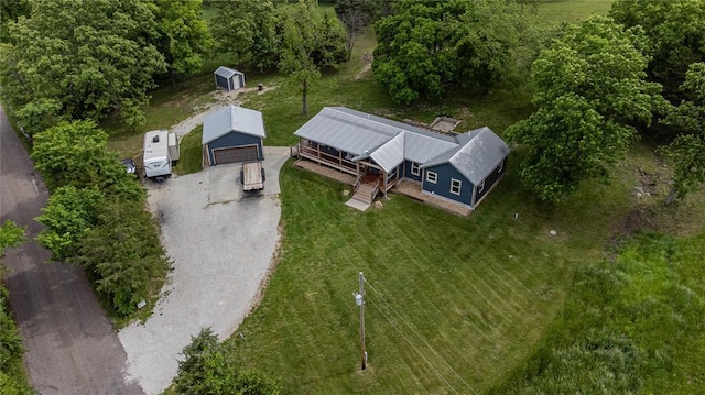 aerial view of property and surrounding area